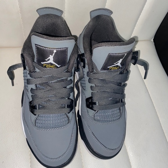 Cool Grey 4’s - Picture 2 of 3